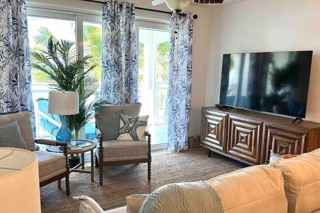 Maho Beach House - Luxe 1-Bedroom - Ocean View ภายนอก รูปภาพ